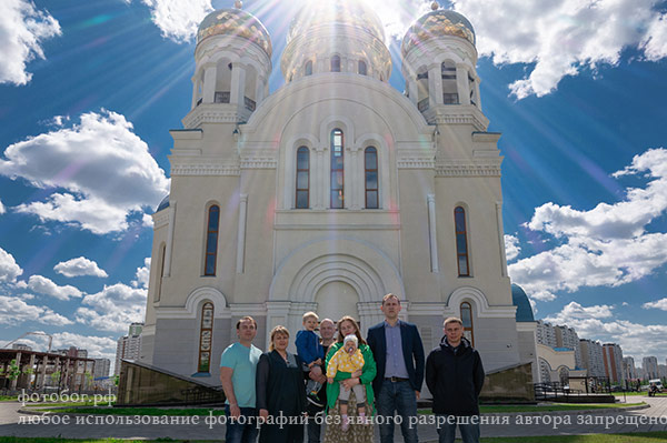 Фотограф на крещение ребенка в Москве — примеры работ в церкви — фото 6