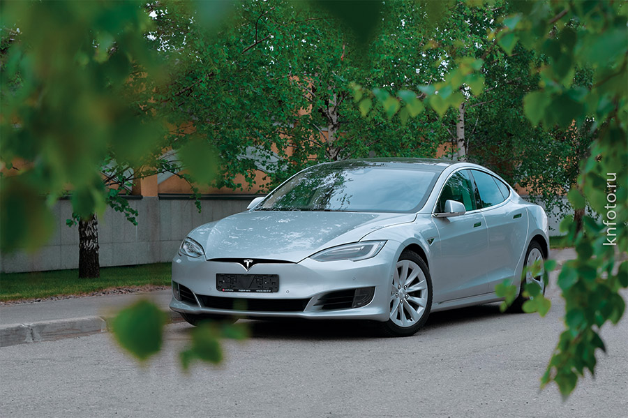 Фотосъемка Tesla — Технологичный дизайн и минимализм в объективе
